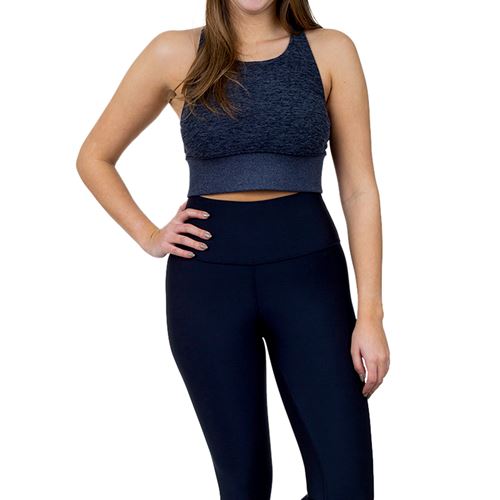 חזיית ספורט בעיצוב מותג בגדי היוגה הקליפורני Alo Yoga  לנשים