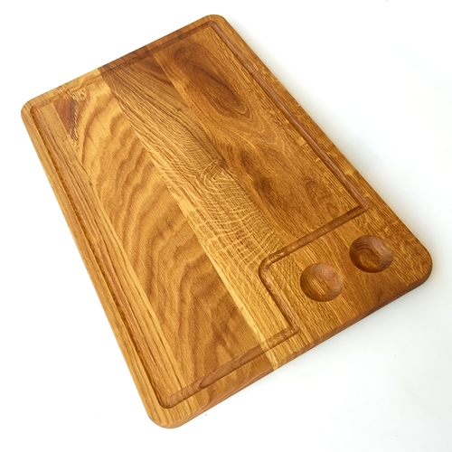 קרש חיתוך עם מקום מובנה למלח פלפל 30*45 עץ אלון